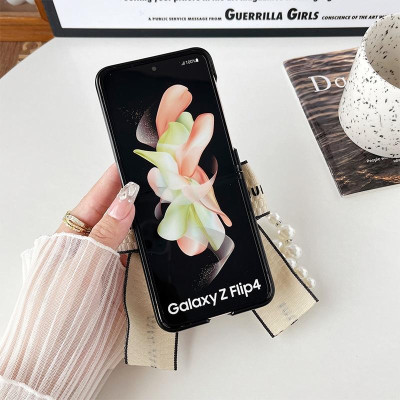 Ốp Lưng Cho Samsung Galaxy Z FLip 6 / Z Flip 5 / Z Flip 4 Smile Đính Đá Nơ To Bản Kèm Dây Ngọc Trai Cầm Tay Xinh Xắn