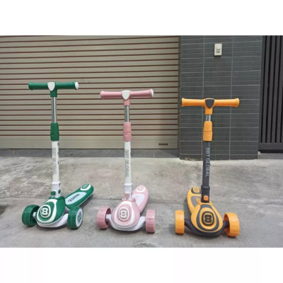 Xe Chòi Chân cho bé, Xe truợt Scooter cho bé 3 in 1, chính hãng, ba bánh phát sáng, có nhạc vui nhộn chịu lực đến 80kg