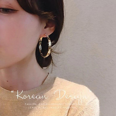 Earrings đeo tai nữ dáng tròn to sành điệu