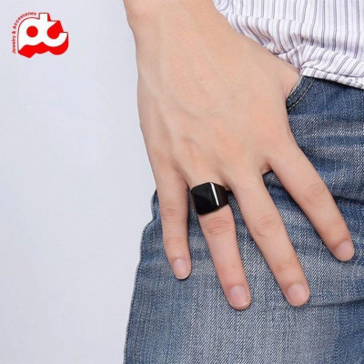 Nhẫn nam titan rẻ kiểu mặt trơn vuông to titan cao cấp thép không gỉ trangsucpt màu mạ đen PTNNA25