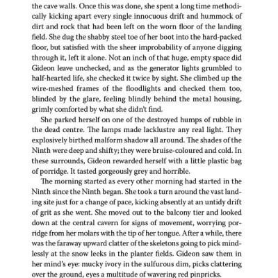 Gideon The Ninth (Locked Tomb Trilogy, 1)