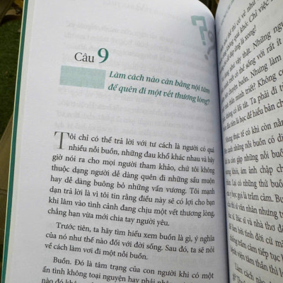 (Combo 2 cuốn) NỬA GÁNH SUY TƯ - 50 CÂU HỎI VỀ NHÂN SINH QUAN – Hoàng Mạnh Hải - Saigon Books