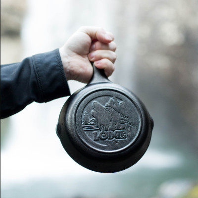 Lodge - Chảo gang đáy hình sói - 16.5cm