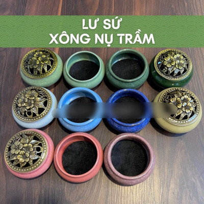 Lư xông trầm bằng gốm có tấm lót chống nóng , chống ố vàng đáy lư , lư hương sứ kèm đế cắm được tất cả các loại nhang , giúp tạo ra bầu không khí trong lành , tĩnh tâm và an lạc