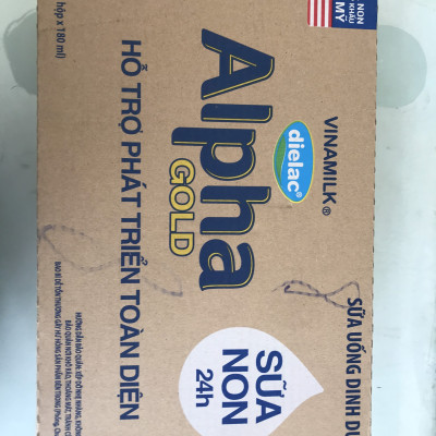 Thùng 48 Hộp Sữa Bột Pha Sẵn Vinamilk Dielac Alpha Gold IQ 180ml