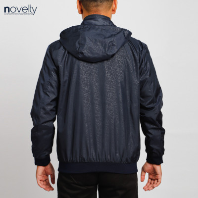 Áo jacket nam in chìm nón rời Novelty xanh đen 2203252