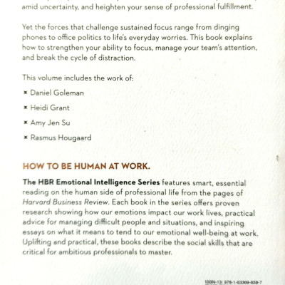 Focus (HBR Emotional Intelligence Series)