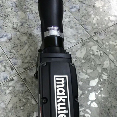 MÁY ĐỤC BÊ TÔNG 30 LY MAKUTE DH65 ( 2200W, 65MM, SIÊU KHỎE, BỀN, ROTOR 100% DÂY ĐỒNG )- HÀNG CHÍNH HÃNG