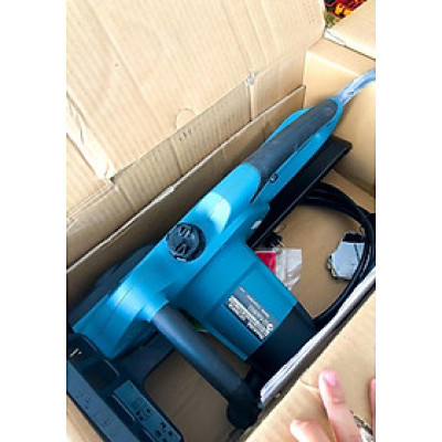 MÁY CƯA XÍCH CHẠY ĐIỆN 1800W MAKITA UC3041A - HÀNG CHÍNH HÃNG
