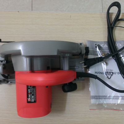 Máy cưa gỗ 185mm Kainuo 7005 (1050W)
