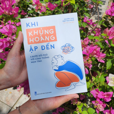 Sách: Khi Khủng Hoảng Ập Đến - 05 Bước Đối Phó Với Căng Thẳng Mạn Tính