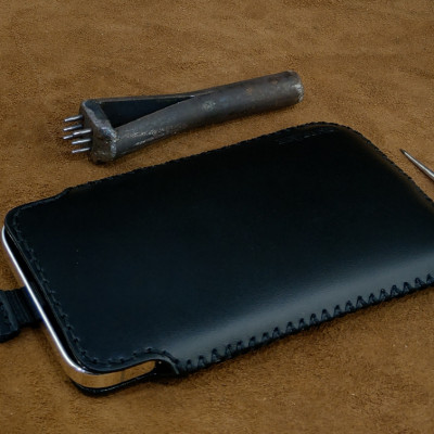 Bao Da Có Dây Rút IONECASE điện Thoại 15 pro max, 14 pro max, 13 pro max, 15 pro, 14 pro..Da Bò Thật May Thủ Công - Hàng chính hãng