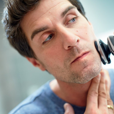 Máy cạo râu khô và ướt cao cấp nhãn hiệu Philips S5370/04 đầu cạo được thiết kế lượn tròn bảo vệ da - Hàng Nhập Khẩu