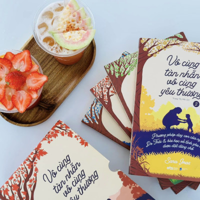 Bộ Sách - Vô Cùng Tàn Nhẫn , Vô Cùng Yêu Thương ( Bản đặc biệt - Trạm Đọc phân phối )