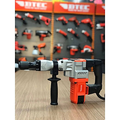 MÁY ĐỤC BÊ TÔNG 17MM BTEC BT8426 (1300W. DÒNG CAO CẤP)- HÀNG CHÍNH HÃNG